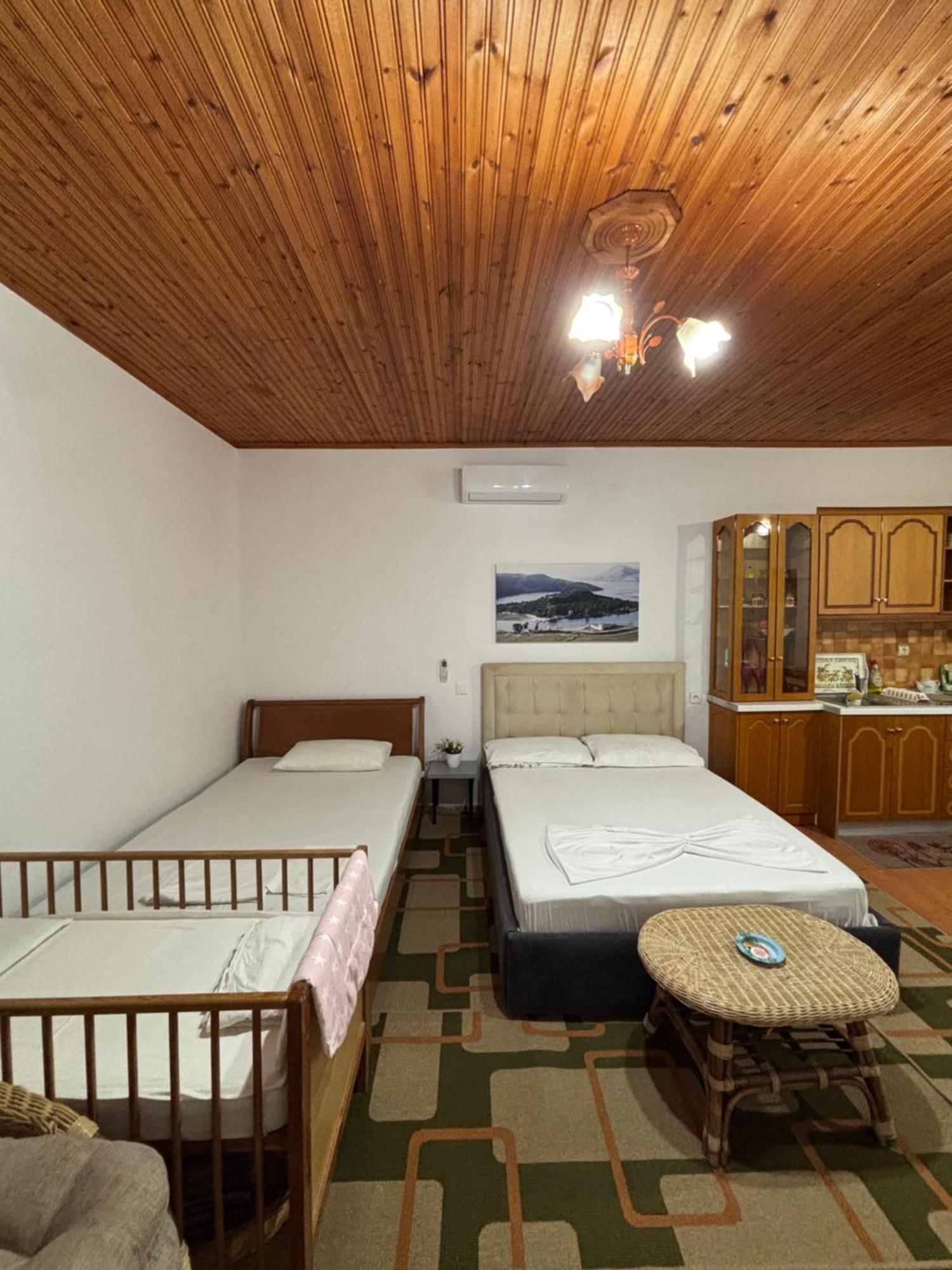 Lida'S House 호텔 Lukovë 외부 사진